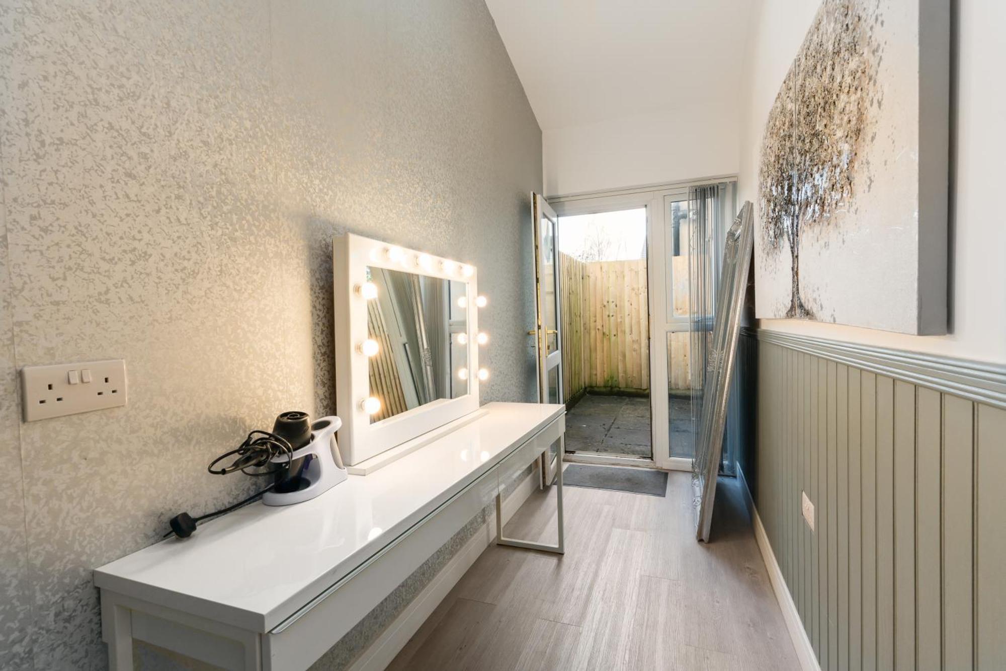 Nottage House Premier Apartments Cardiff Exterior foto